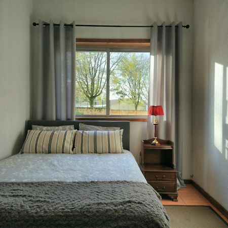 ! Free Parking Street ! Ground Floor With Washer! Porto Luaran gambar